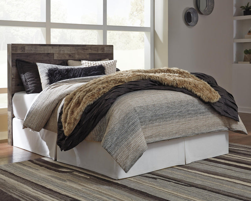 Derekson Queen/Full Panel Headboard Bed with Mirrored Dresser, Chest and Nightstand