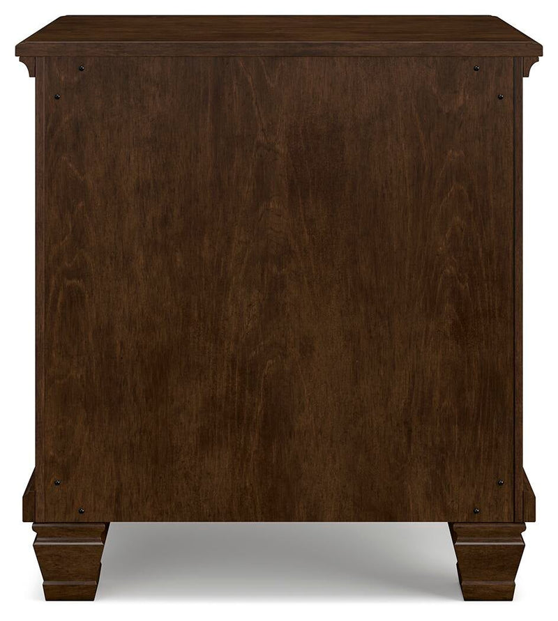 Danabrin King Panel Bed with Mirrored Dresser and Nightstand