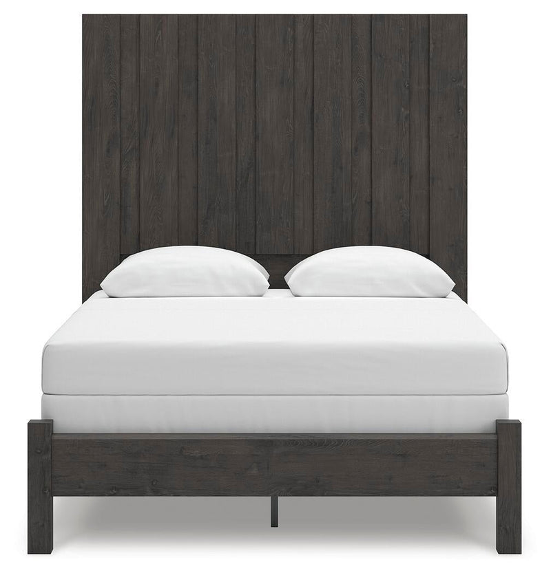 Fraluna Queen Panel Bed, Dresser, Mirror and Nightstand