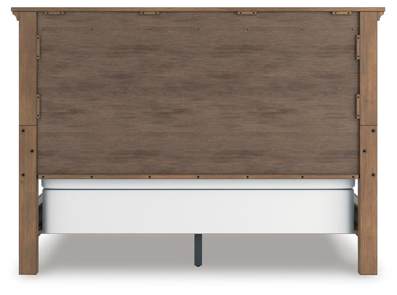 Feddinger California King Panel Bed with Mirrored Dresser