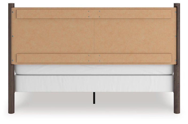 Pamytta King Panel Bed, Dresser and Mirror