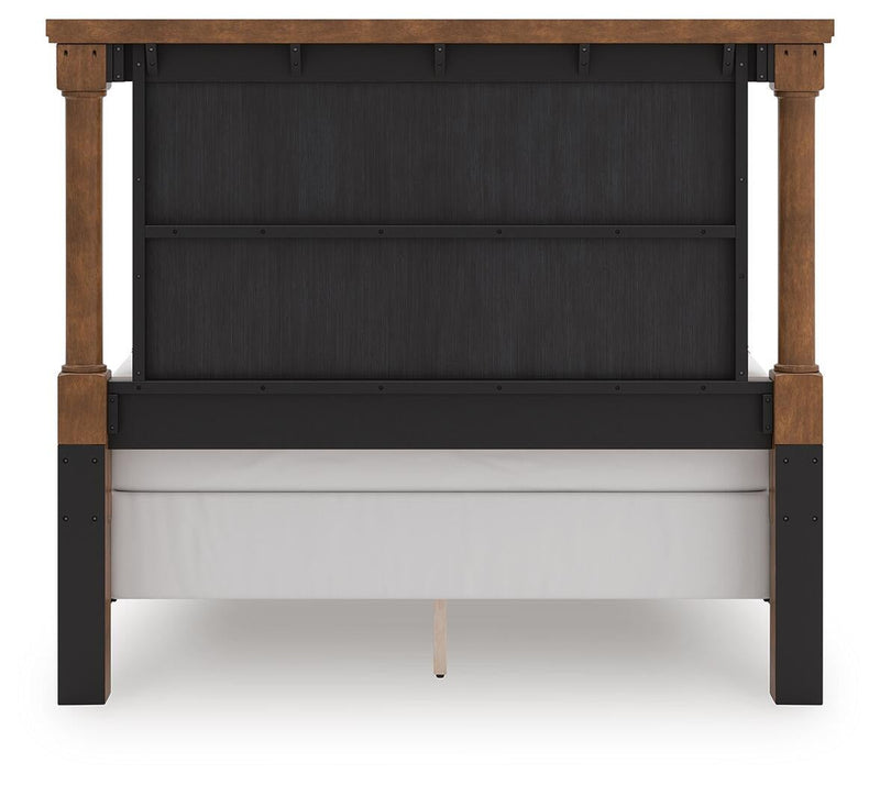 Rowlenstown Queen Poster Bed with Mirrored Dresser and Nightstand