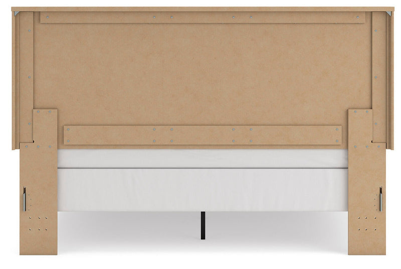 Gramburg King Panel Bed