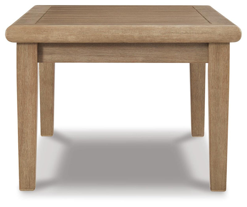 Gerianne Rectangular Cocktail Table