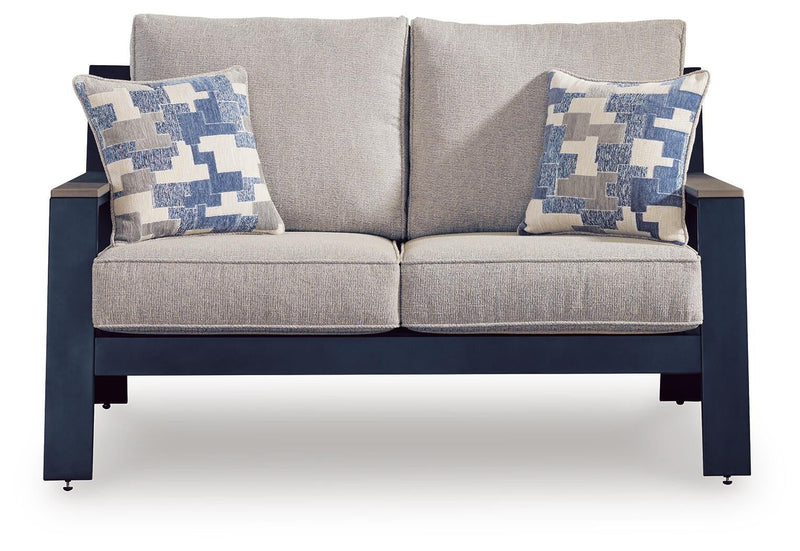 East Beach Loveseat w/Cushion