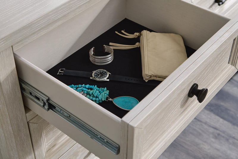 Darbonton Door Chest