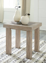 Load image into Gallery viewer, Hennington Coffee Table with 1 End Table
